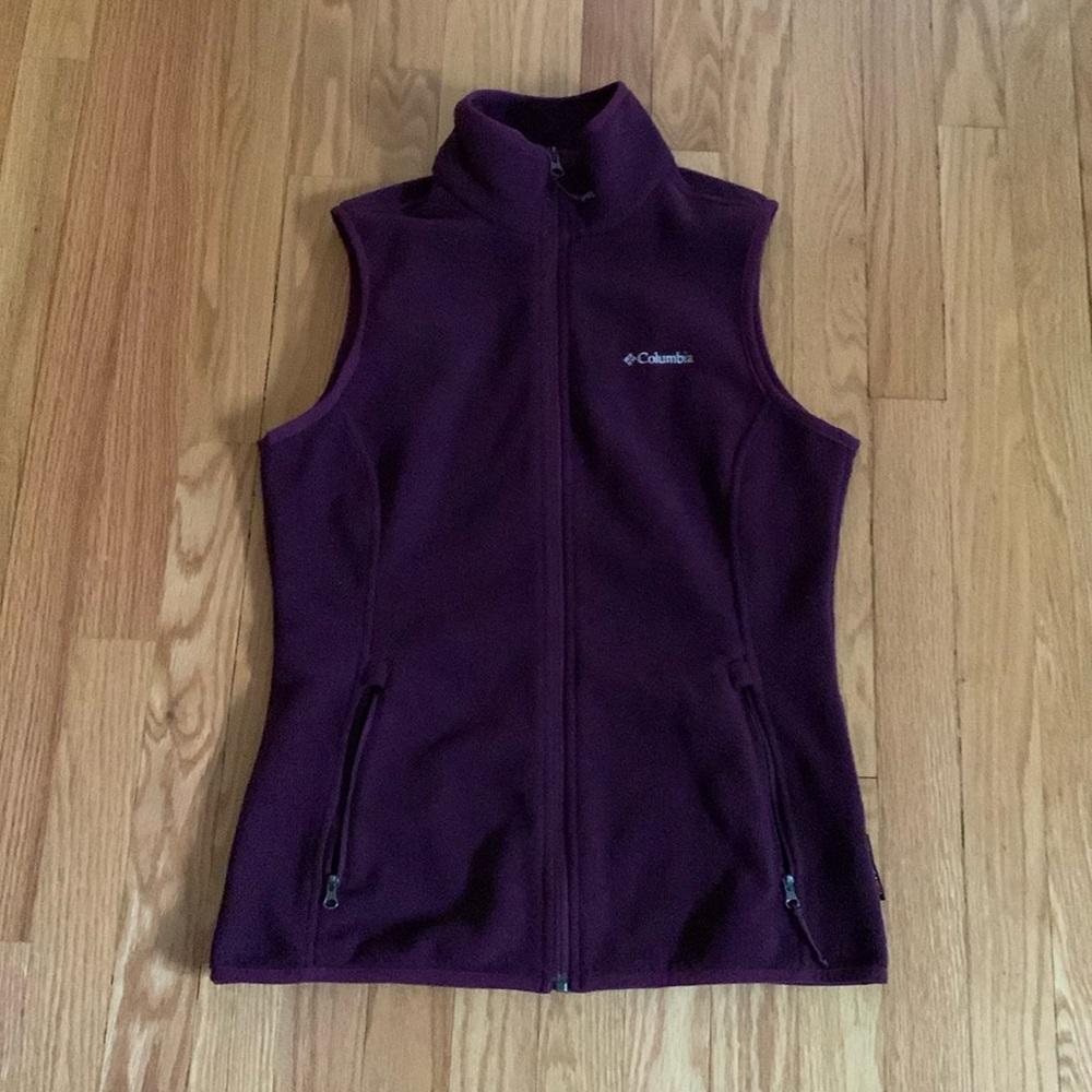 Columbia vest